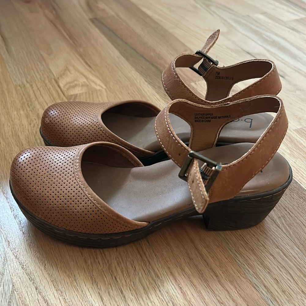 Born clogs